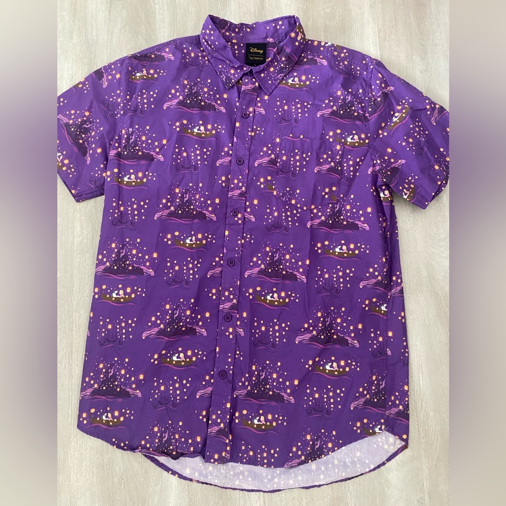 Disney princess Mens collar button down shirt size large 100% cotton